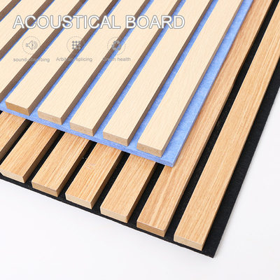 Ποιότητα Slats καγκέλων τοίχων επιτροπής τοίχων WPC Fluted ακουστική ξύλινη αντι γρατσουνιά Εργοστάσιο