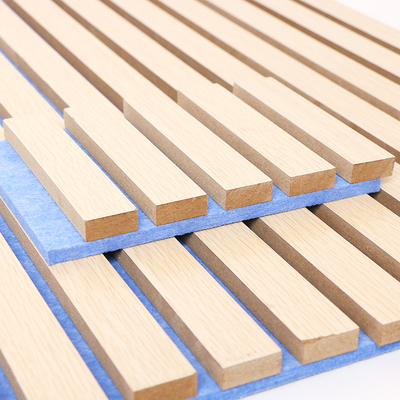 Ποιότητα Slats καγκέλων τοίχων επιτροπής τοίχων WPC Fluted ακουστική ξύλινη αντι γρατσουνιά Εργοστάσιο